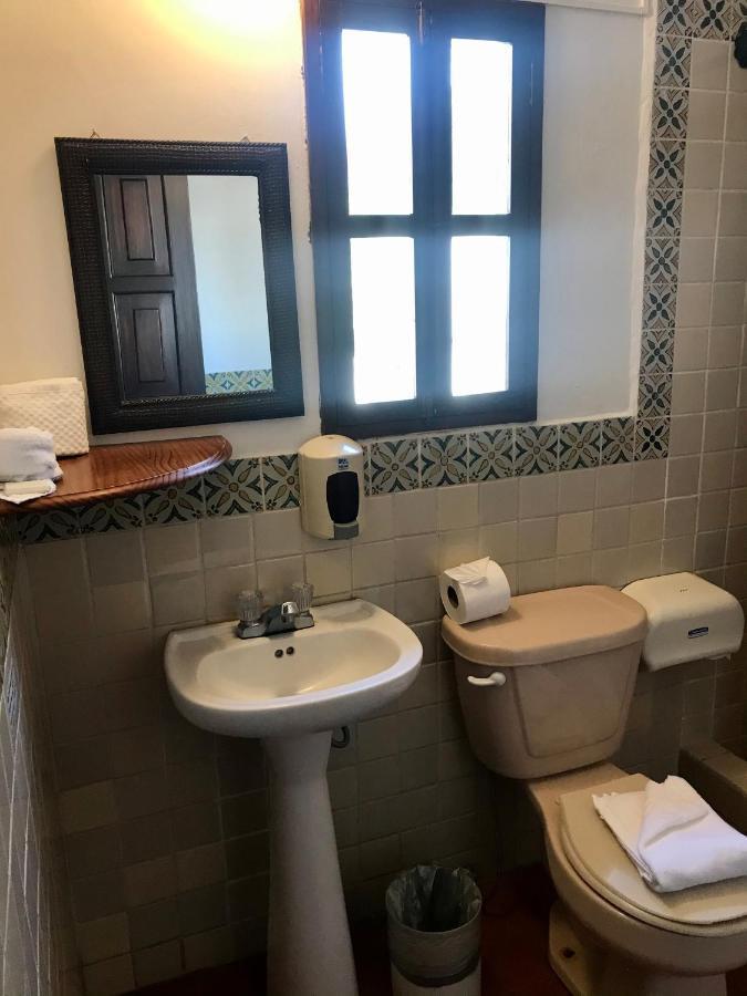 Hotel T Kon T Antigua Eksteriør bilde